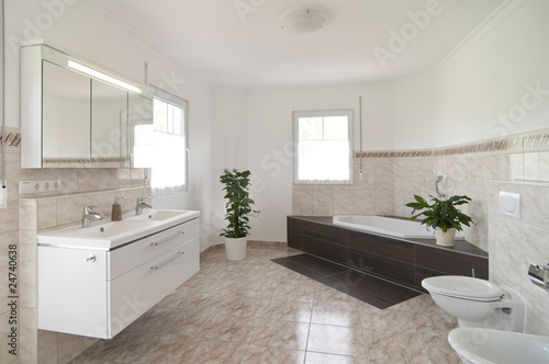 Foto: modernes Badezimmer modernes Badezimmer