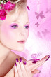 Photo: Pink Lady mit hübsche Fingernägel und Blumen Kopfschmuck 2 Pink Lady mit hübsche Fingernägel und Blumen Kopfschmuck 2