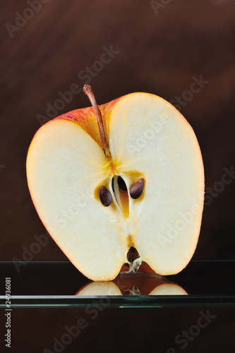 Pomme coupée