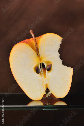 Pomme mordue