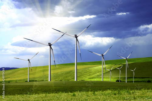 Foto: Power generating windmills Power generating windmills