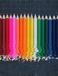 crayons de couleurs sur ardoise crayons de couleurs sur ardoise
