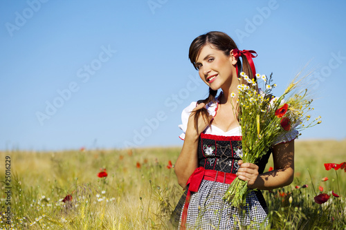 Foto: Oktoberfest Bäuerin Feld Oktoberfest Bäuerin Feld