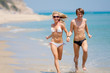 Foto: Happy couple running on each Happy couple running on each