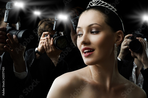 Photo: paparazzi paparazzi
