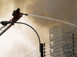 Bombero apagando incendio Bombero apagando incendio