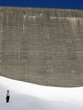 Staumauer Lago di Lucendro im Schnee