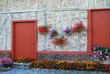 Maison Picarde - Façade de briques et de bois fleurie