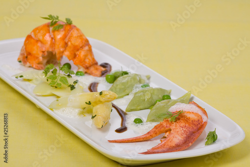 Hummer mit Sauce Hummer mit Sauce