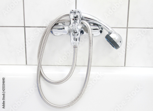 Foto: Duscharmatur im Badezimmer Duscharmatur im Badezimmer