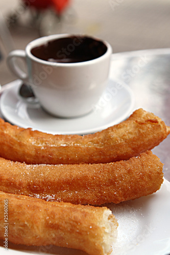 Photo: churros con chocolate churros con chocolate