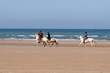 ballade de chevaux sur la plage