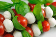 Tomate-Mozzarella-Spieße