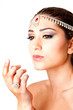 Foto: Hand in front of beauty Face Hand in front of beauty Face