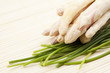 Foto: Spargel und Schnittlauch Spargel und Schnittlauch