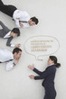 Foto: business people and speech bubble, elevated view business people and speech bubble, elevated view
