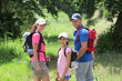 Foto: Family hiking in the countryside Family hiking in the countryside