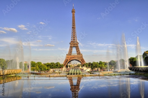 Foto: Eifel Tower - Paris (France) Eifel Tower - Paris (France)