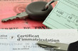 clés de voiture sur certificat d'immatriculation et permis clés de voiture sur certificat d'immatriculation et permis