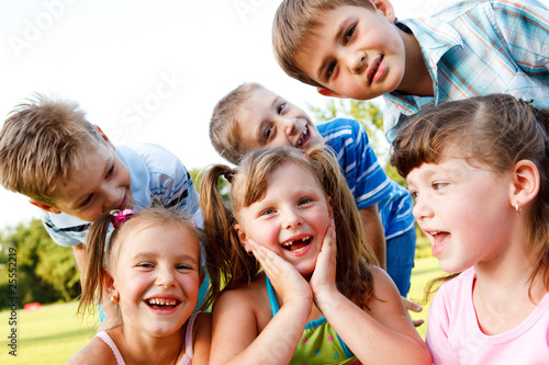 Photo: Friends laughing Friends laughing