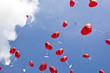 luftballons fliegen gen himmel luftballons fliegen gen himmel