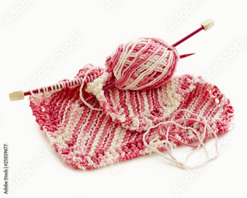 Foto: Pink and white Hand Knitted Pink and white Hand Knitted