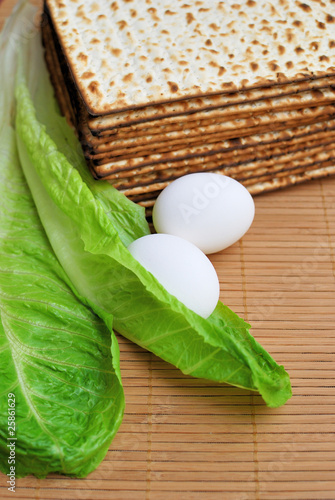 Photo: Matzot, eggs and lettuce Matzot, eggs and lettuce