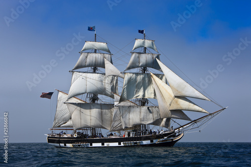 Sailing ship at Sea|25866842