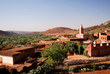 Un village berbère ocre sur la route d'Asni