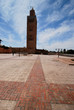Face à la mosquée de la Koutoubia