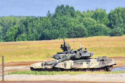 Photo: Боевой танк. Боевой танк.