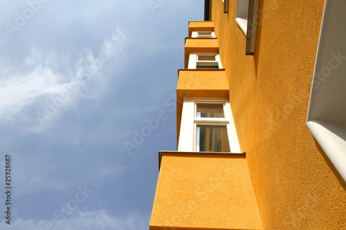 Photo: Gelbe Hauswand Gelbe Hauswand