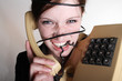 Frau und Telefon