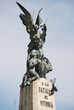 Monumento en la Plaza de la Virgen Blanca (Vitoria-Gasteiz)