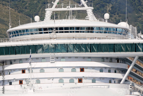 Photo: ship cruise ship cruise