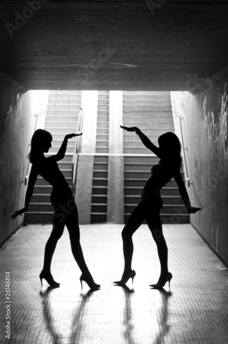 Photo: Team Dancer-Silhouettes Team Dancer-Silhouettes