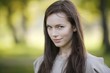 Photo : beautiful woman close-up portrait with nature background beautiful woman close-up portrait with nature background