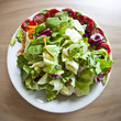 salat auf dem tisch salat auf dem tisch