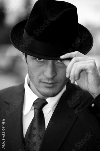 Photo: Mann mit Hut sw Mann mit Hut sw