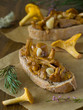 Bread with chanterelles