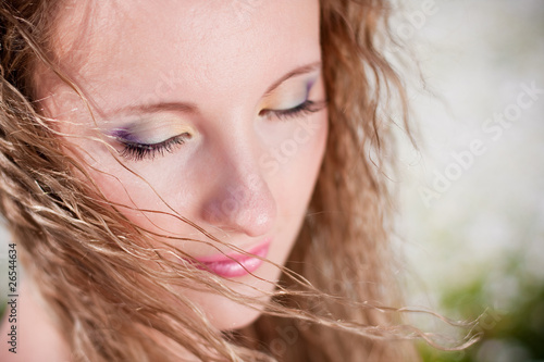 Foto: Eyes Closed girl Eyes Closed girl