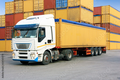 Photo: truck and containers truck and containers
