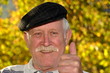Mann mit Baskenm&uuml;tze
