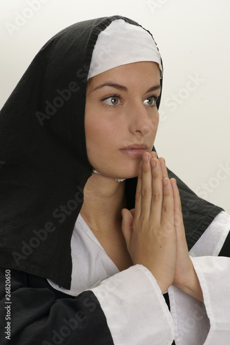 Foto: Nonne betet Nonne betet