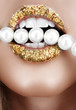 Gold leaf mouth with pearls Gold leaf mouth with pearls