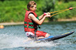 Kneeboarden am Wasserskilift