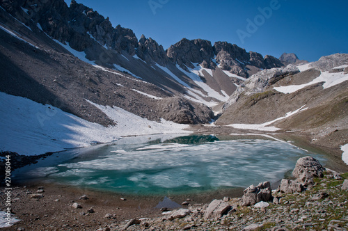 Foto: Alpine lake Alpine lake