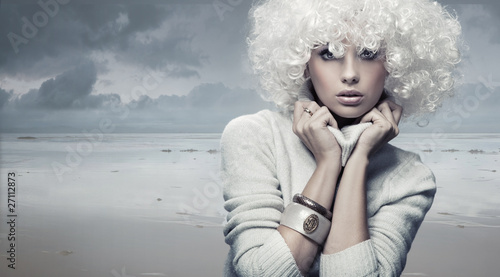 Photo: Blond beauty woman Blond beauty woman