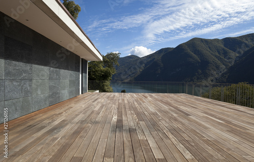 Photo: grande terrazza vuota grande terrazza vuota