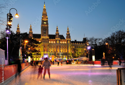 Photo: Eislaufen in Wien 2 Eislaufen in Wien 2